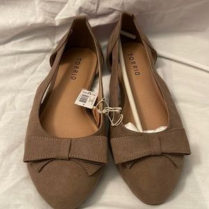 Torrid Taupe Flats